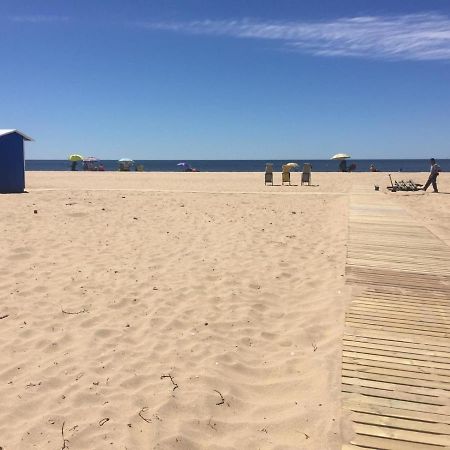 Apartamento Primera Linea De Playa Isla Cristina Urbanizacion Zarati Kültér fotó