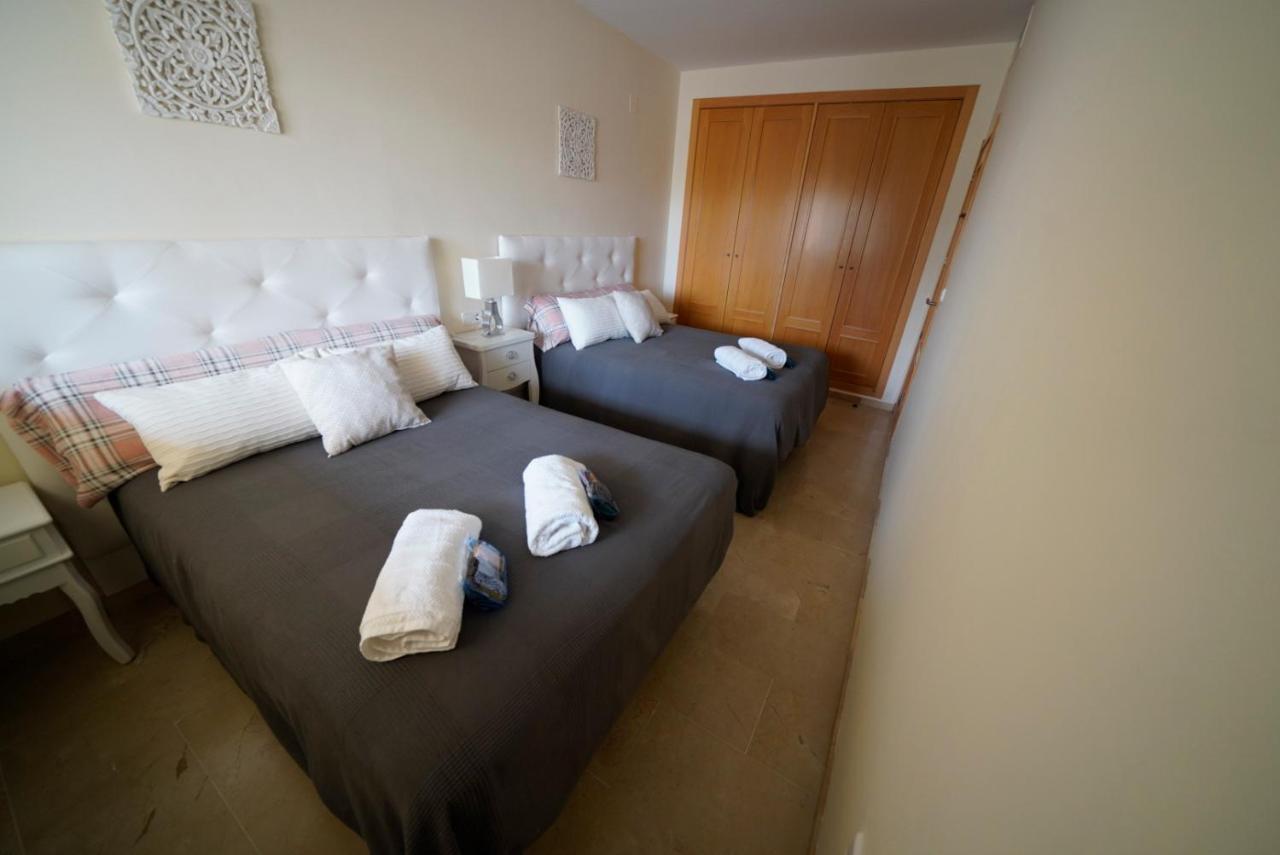 Apartamento Primera Linea De Playa Isla Cristina Urbanizacion Zarati Kültér fotó