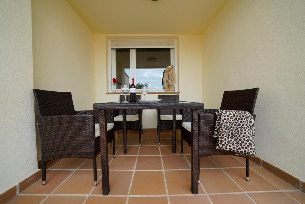 Apartamento Primera Linea De Playa Isla Cristina Urbanizacion Zarati Kültér fotó